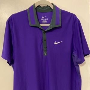 Men’s Nike Shirt - Like New